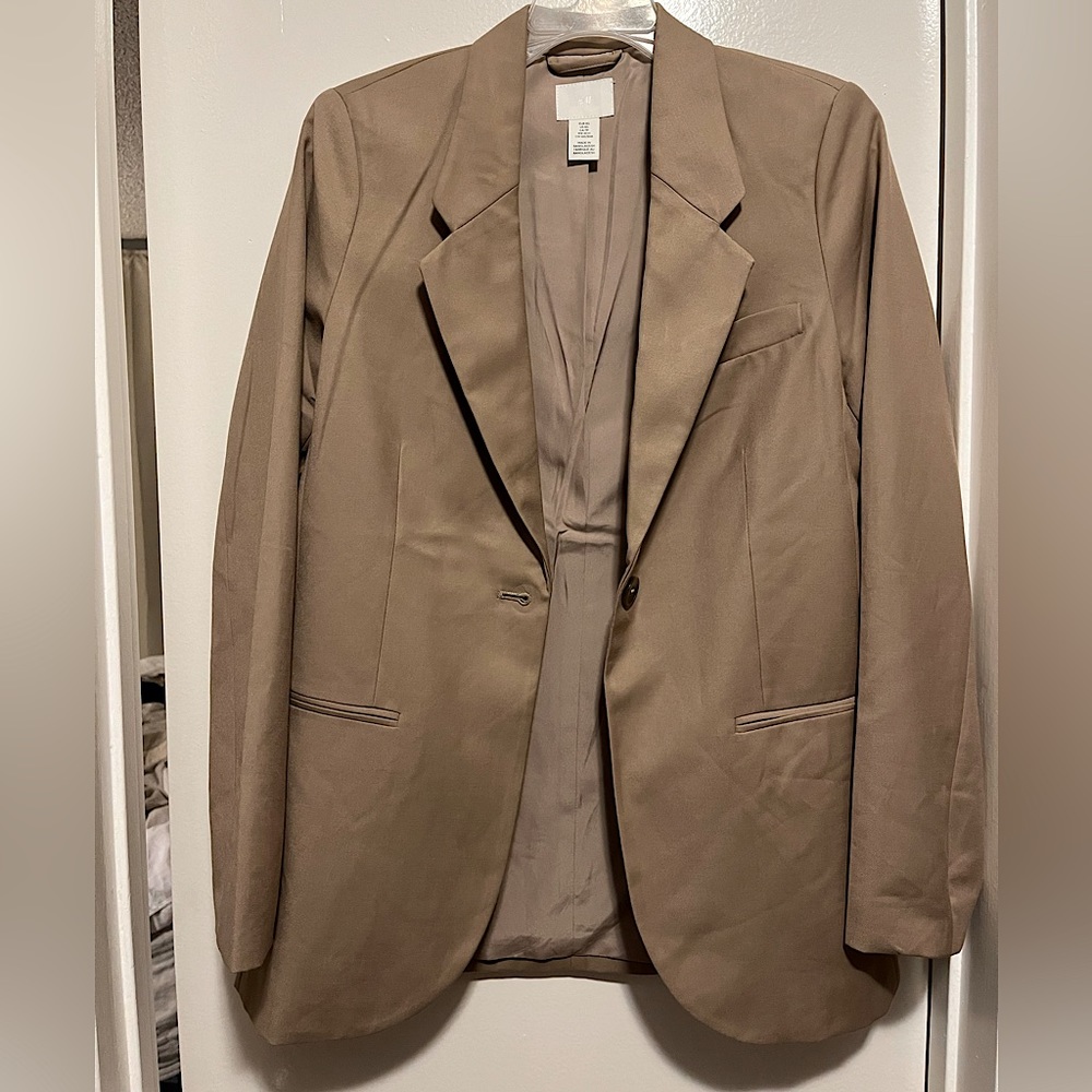 H&M oversized tan blazer size XS
